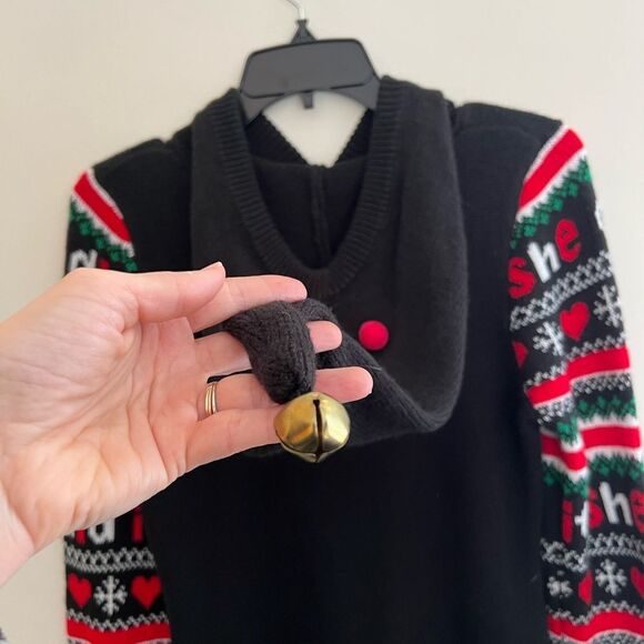 😊 3/$30 “She did it" Dear Santa Sweater WomenSz M ugly Christmas Sweater w/hood - Picture 8 of 10